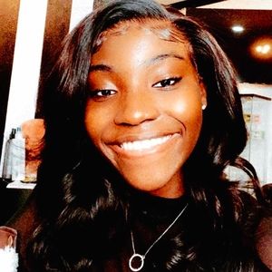 Meet your Posher, Francia